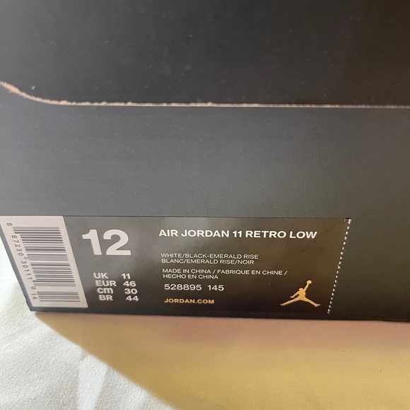 Jordan 11 Retro Low Iridescent - Picture 6 of 8